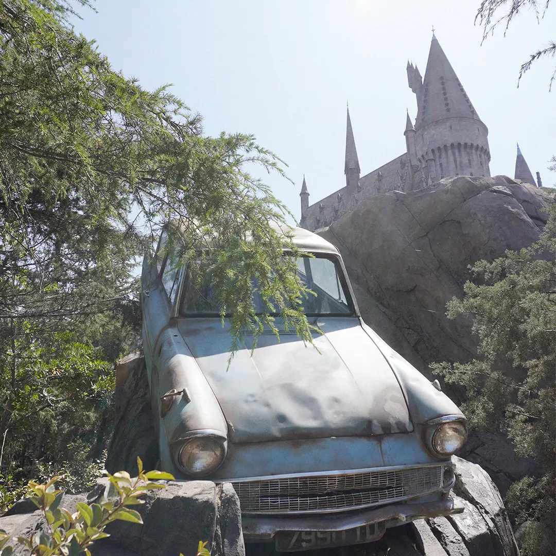 Universal Studios Hollywood Harry Potter Car