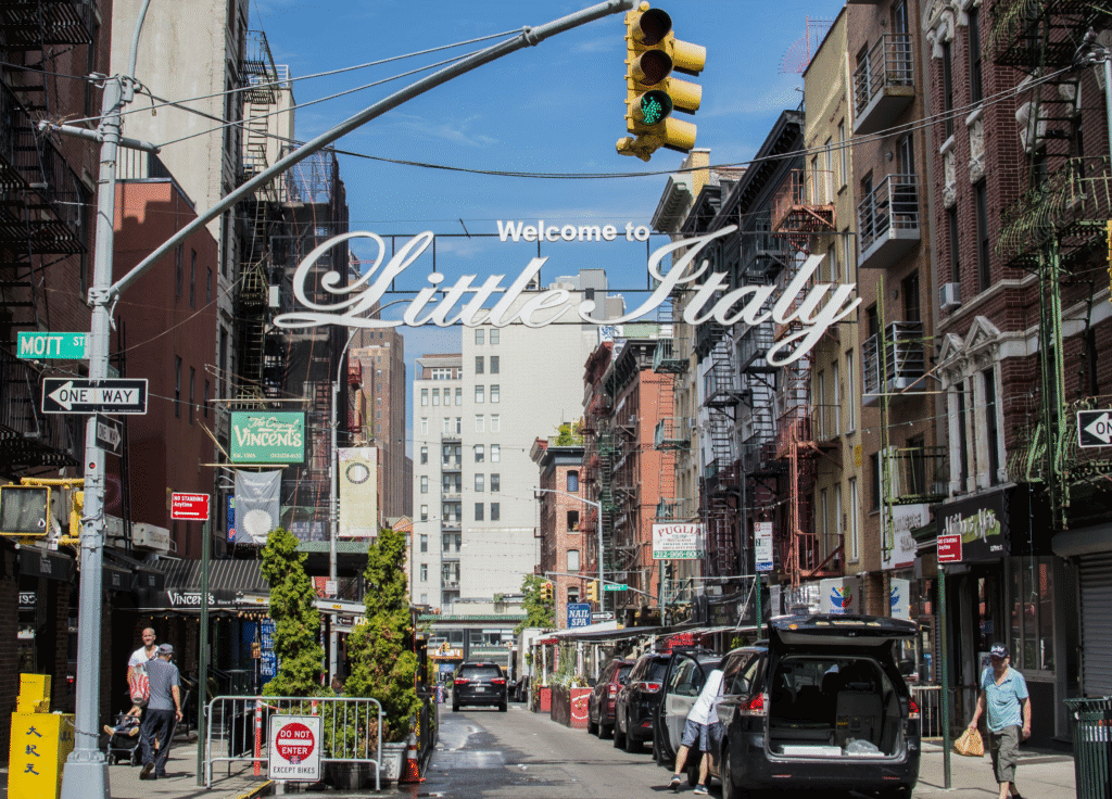 New York Little Italy Ingresso principale